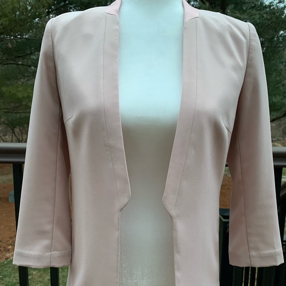 H & M Pink Casual and Work Blazer EUC - Picture 2 of 15